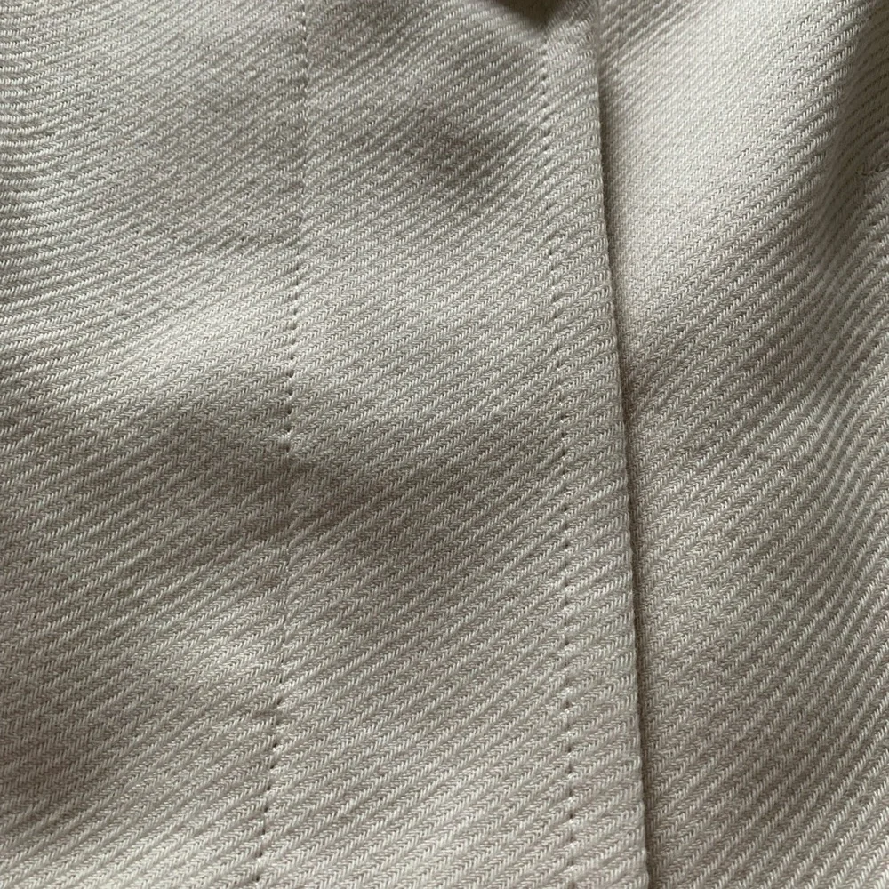 EUC! Banana Republic Cream Cotton Lady Coat - Picture 4 of 7